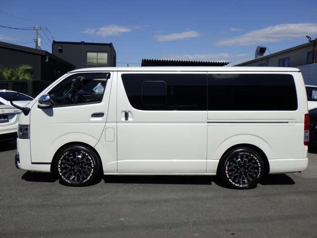 トヨタ ハイエースバン ２．０ スーパーＧＬ ダークプライムＩＩ ロングボディ R1年 (関東) 99