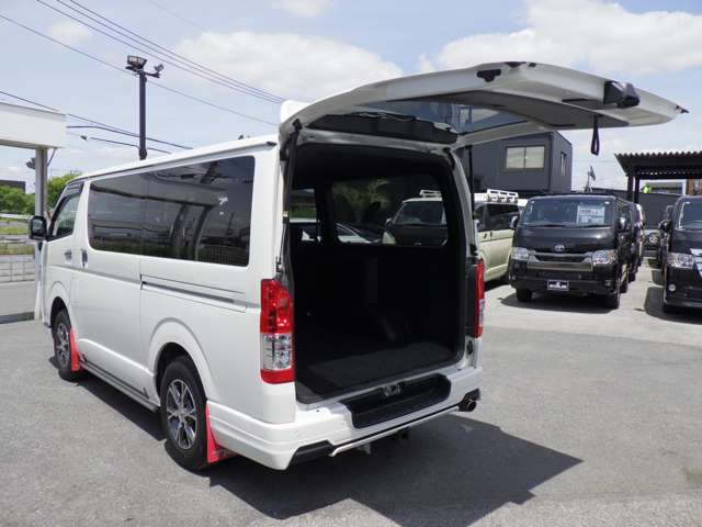 トヨタ ハイエースバン ２．８ スーパーＧＬ ダークプライムＩＩ ロングボディ ディーゼルターボ ４ＷＤ R3年 (関東) 99