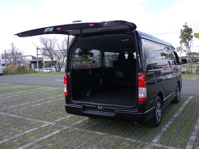 トヨタ レジアスエースバン ３．０ スーパーＧＬ ワイド ミドルルーフ ロングボディ ディーゼルターボ H28年 (関東) 99