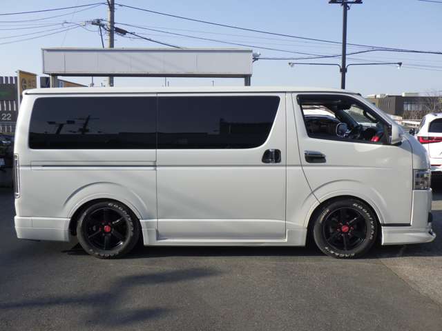 トヨタ ハイエースバン ２．０ スーパーＧＬ ダークプライム ロングボディ H30年 (関東) 99