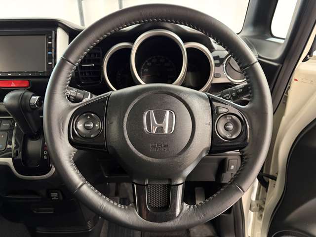 ホンダ Ｎ　ＢＯＸ ６６０ カスタムＧ ターボＳＳパッケージ H25年 (関東) 99
