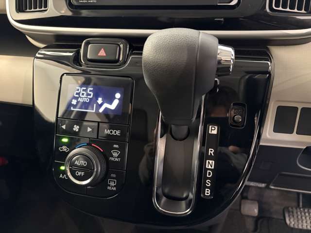 ダイハツ ムーヴ　キャンバス ６６０ Ｘ リミテッド メイクアップ ＳＡＩＩ H29年 (関東) 99