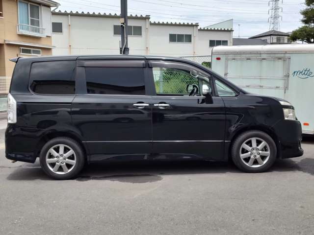 トヨタ ヴォクシー ２．０ ＺＳ 煌ＩＩ H21年 (関東) 99