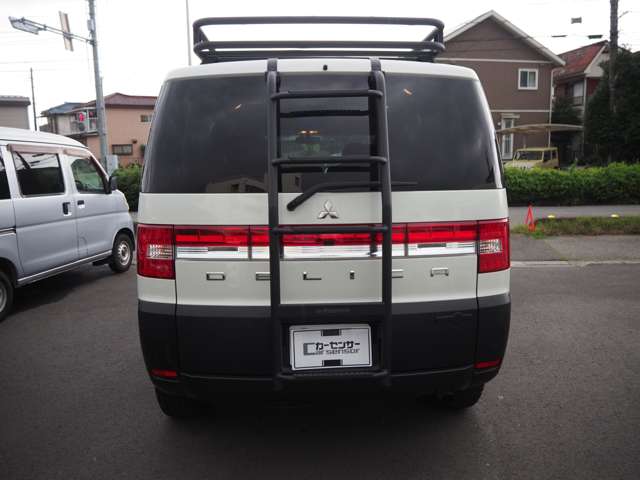 三菱 デリカ　Ｄ：５ ２．４ シャモニー ４ＷＤ H22年 (関東) 99