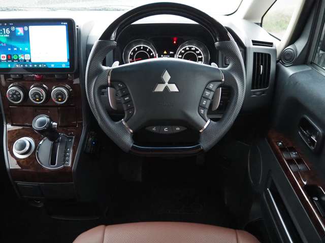 三菱 デリカ　Ｄ：５ ２．４ シャモニー ４ＷＤ H22年 (関東) 99