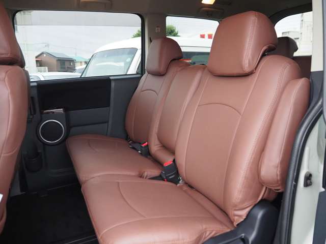 三菱 デリカ　Ｄ：５ ２．４ シャモニー ４ＷＤ H22年 (関東) 99