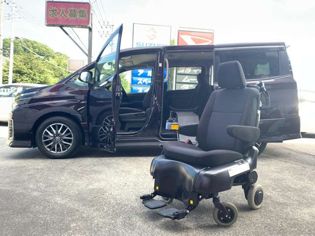トヨタ ヴォクシー ２．０ ＺＳ ウェルキャブ サイドリフトアップシート車 脱着タイプ 電動式 ４ＷＤ H26年 (関東) 99