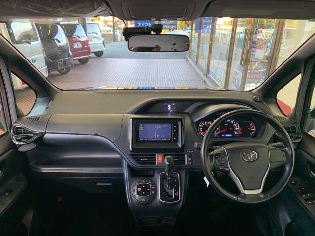 トヨタ ヴォクシー ２．０ ＺＳ ウェルキャブ サイドリフトアップシート車 脱着タイプ 電動式 ４ＷＤ H26年 (関東) 99