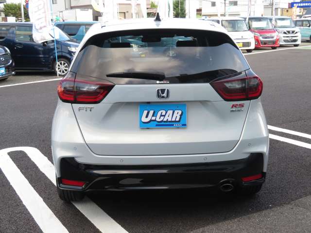 ホンダ フィット　ハイブリッド １．５ Ｅ：ＨＥＶ ＲＳ R5年 (関東) 99