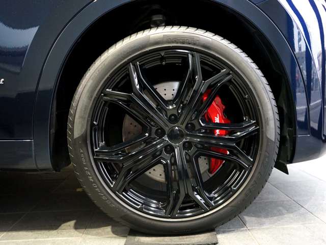 マセラティ レヴァンテ グランスポーツ ４ＷＤ R1年 (関東) 99