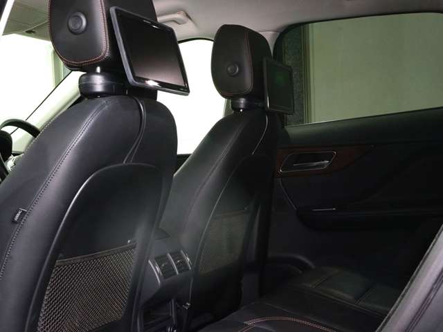 ジャガー Ｆペース ２０Ｄ プレステージ ４ＷＤ H28年 (関東) 99