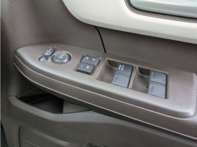 ホンダ Ｎ　ＢＯＸ ６６０ Ｇ R5年 (関東) 99