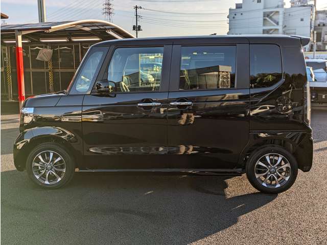 ホンダ Ｎ　ＢＯＸ カスタム ６６０ R8年 (関東) 99