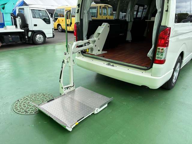 トヨタ ハイエースバン ２．７ガソリン車 R3年 (関東) 99