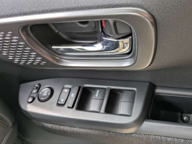 ホンダ Ｎ　ＢＯＸ ６６０ R7年 (関東) 99
