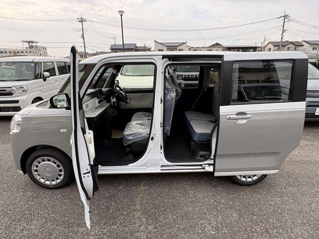 ダイハツ ムーヴ　キャンバス ６６０ ストライプス Ｘ R7年 (関東) 99