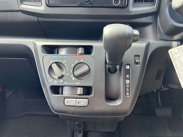 ダイハツ ミラ　イース ６６０ Ｌ ＳＡＩＩＩ R4年 (関東) 99
