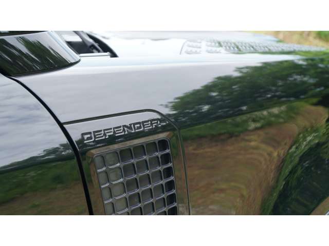 ランドローバー ディフェンダー １１０ ２．０Ｌ Ｐ３００ ４ＷＤ R4年 (関東) 99