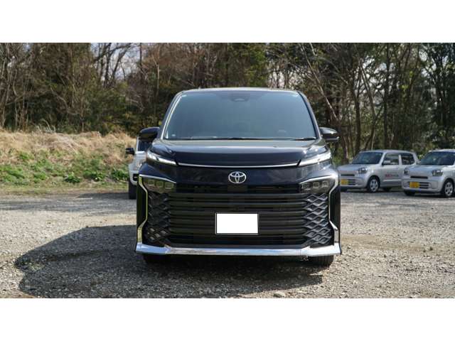 トヨタ ヴォクシー １．８ ハイブリッド Ｓ－Ｚ R8年 (関東) 99