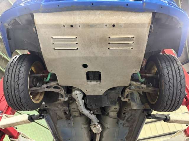 スバル インプレッサ ２．０ ＷＲＸ タイプＲＡ バージョンＶＩ リミテッド ４ＷＤ H12年 (関東) 99