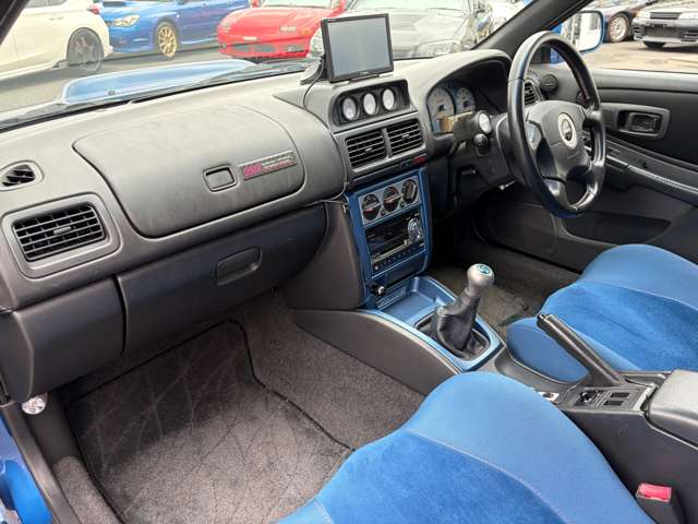 スバル インプレッサ ２．０ ＷＲＸ タイプＲＡ バージョンＶＩ リミテッド ４ＷＤ H12年 (関東) 99