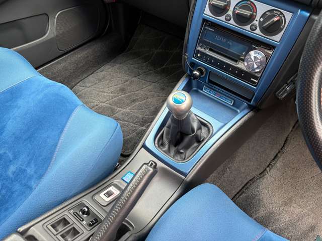 スバル インプレッサ ２．０ ＷＲＸ タイプＲＡ バージョンＶＩ リミテッド ４ＷＤ H12年 (関東) 99