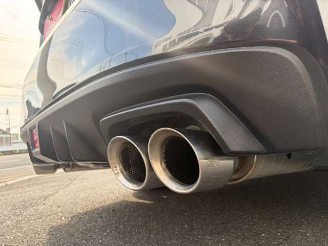 スバル ＷＲＸ　ＳＴＩ ＳＴＩ ２．０ ４ＷＤ H28年 (関東) 99