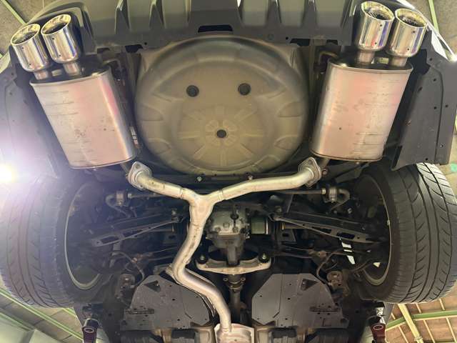 スバル ＷＲＸ　ＳＴＩ ＳＴＩ ２．０ ４ＷＤ H28年 (関東) 99