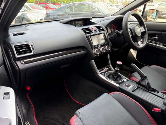 スバル ＷＲＸ　ＳＴＩ ＳＴＩ ２．０ ４ＷＤ H28年 (関東) 99