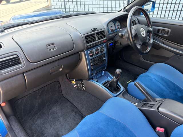 スバル インプレッサ ２．０ ＷＲＸ タイプＲＡ バージョンＶＩ リミテッド ４ＷＤ H12年 (関東) 99