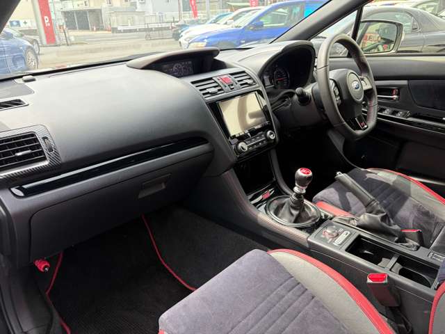 スバル ＷＲＸ　ＳＴＩ ＳＴＩ ２．０ タイプＳ ４ＷＤ H29年 (関東) 99