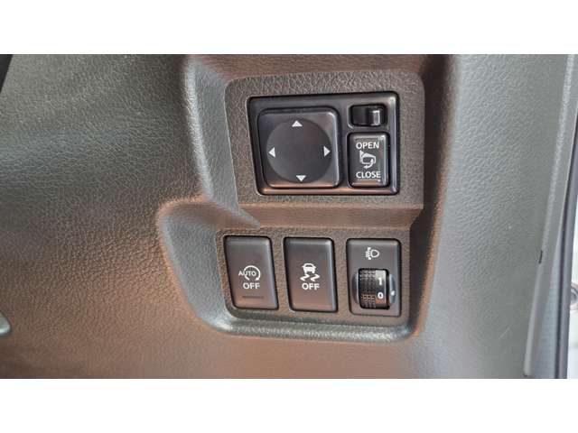 日産 キューブ １．５ １５Ｘ Ｖセレクション R1年 (関東) 99