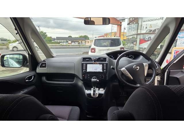 日産 セレナ ２．０ ハイウェイスター Ｓ－ＨＹＢＲＩＤ H25年 (関東) 99