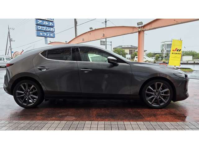 マツダ ＭＡＺＤＡ３　ファストバック ２．０ ２０Ｓ バーガンディ セレクション R1年 (関東) 99
