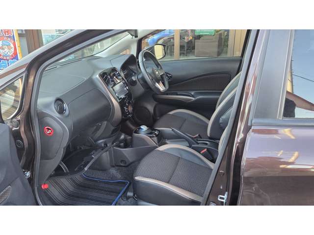 日産 ノート １．２ Ｅ－ＰＯＷＥＲ メダリスト H28年 (関東) 99