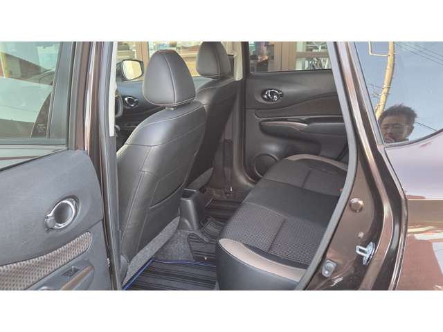 日産 ノート １．２ Ｅ－ＰＯＷＥＲ メダリスト H28年 (関東) 99