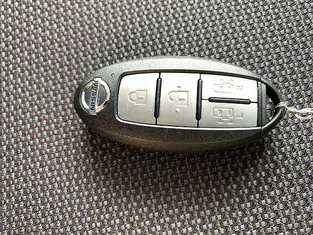 日産 セレナ ２．０ ＸＶ R1年 (関東) 99