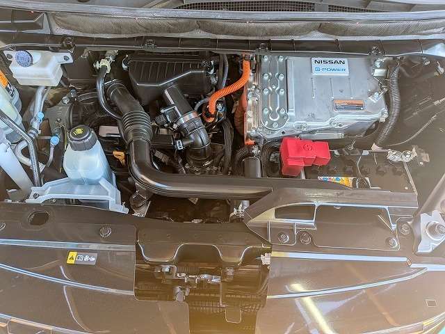 日産 セレナ １．２ Ｅ－ＰＯＷＥＲ ＸＶ R4年 (関東) 99