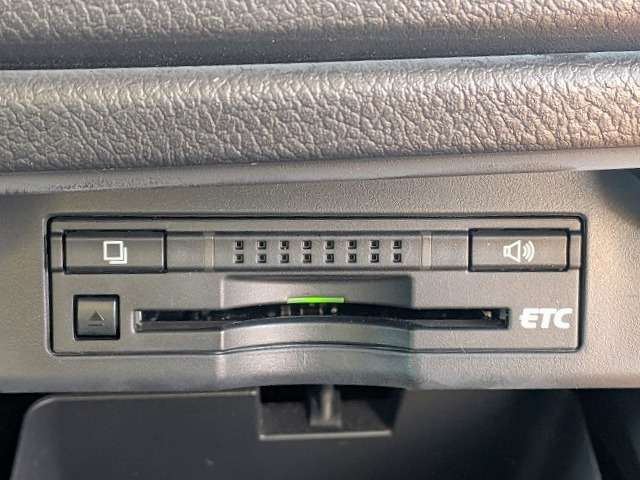 トヨタ ヴォクシー ２．０ ＺＳ 煌ＩＩ H24年 (関東) 99