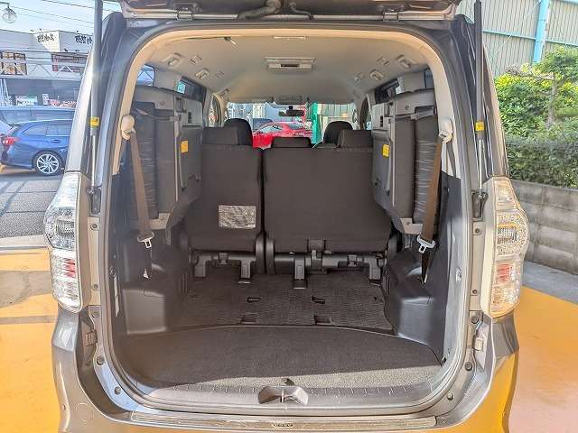トヨタ ヴォクシー ２．０ ＺＳ 煌ＩＩ H24年 (関東) 99