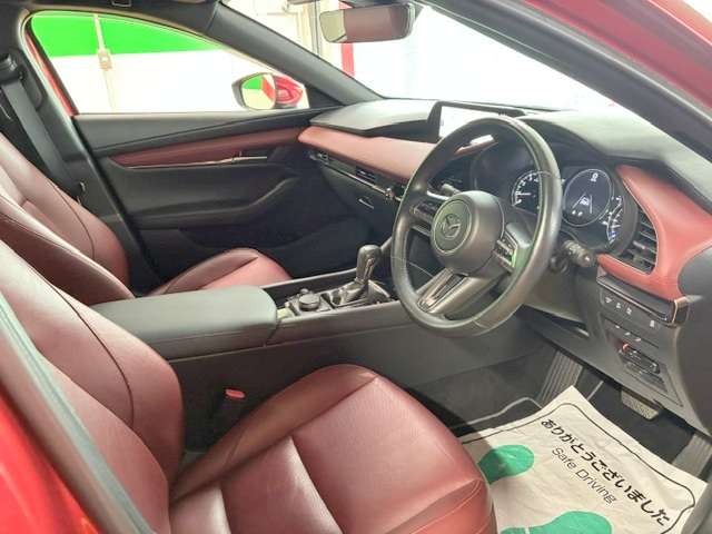 マツダ ＭＡＺＤＡ３　ファストバック ２．０ ２０Ｓ バーガンディ セレクション R3年 (関東) 99