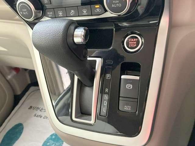 日産 セレナ ２．０ Ｇ H29年 (関東) 99