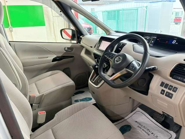 日産 セレナ ２．０ Ｇ H29年 (関東) 99