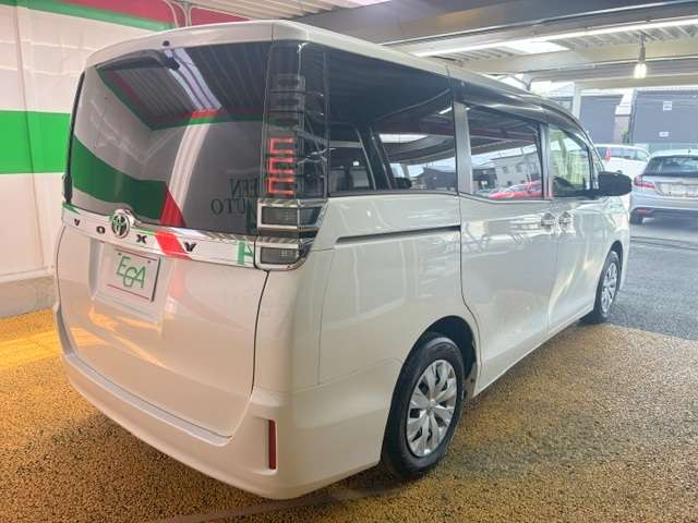 トヨタ ヴォクシー ２．０ Ｘ H30年 (関東) 99