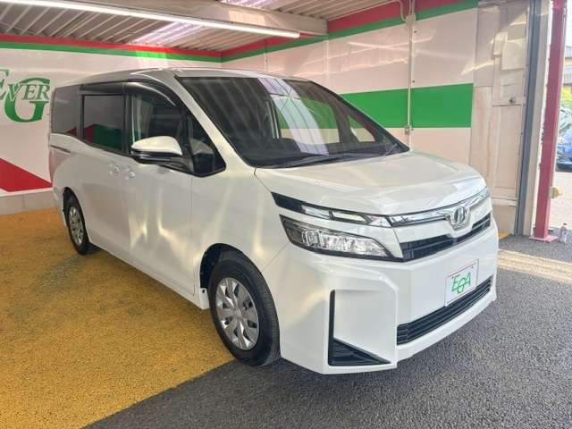 トヨタ ヴォクシー ２．０ Ｘ H30年 (関東) 99