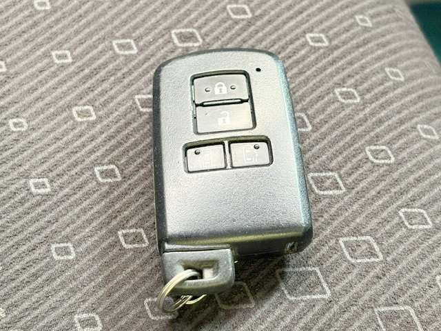 トヨタ ヴォクシー ２．０ Ｖ H29年 (関東) 99
