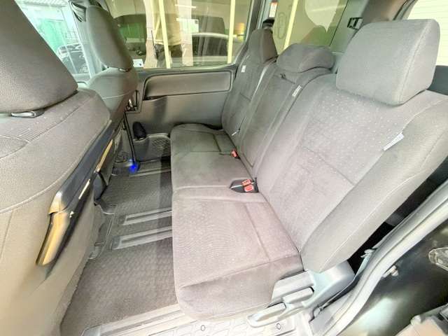トヨタ ヴォクシー ２．０ Ｖ H29年 (関東) 99