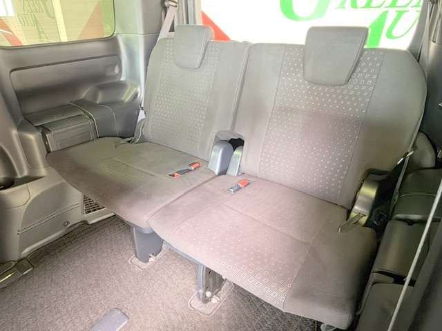 トヨタ ヴォクシー ２．０ Ｖ H29年 (関東) 99