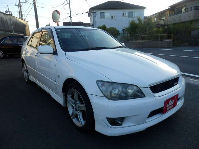 トヨタ アルテッツァ ２．０ ＡＳ２００ Ｚエディション H17年 (関東) 99