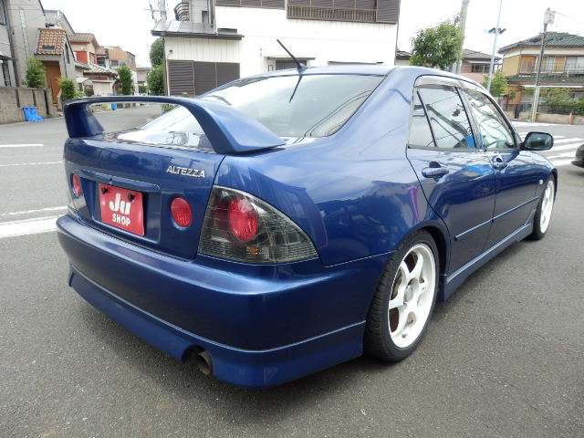 トヨタ アルテッツァ ２．０ ＲＳ２００ リミテッド ナビパッケージ H14年 (関東) 99